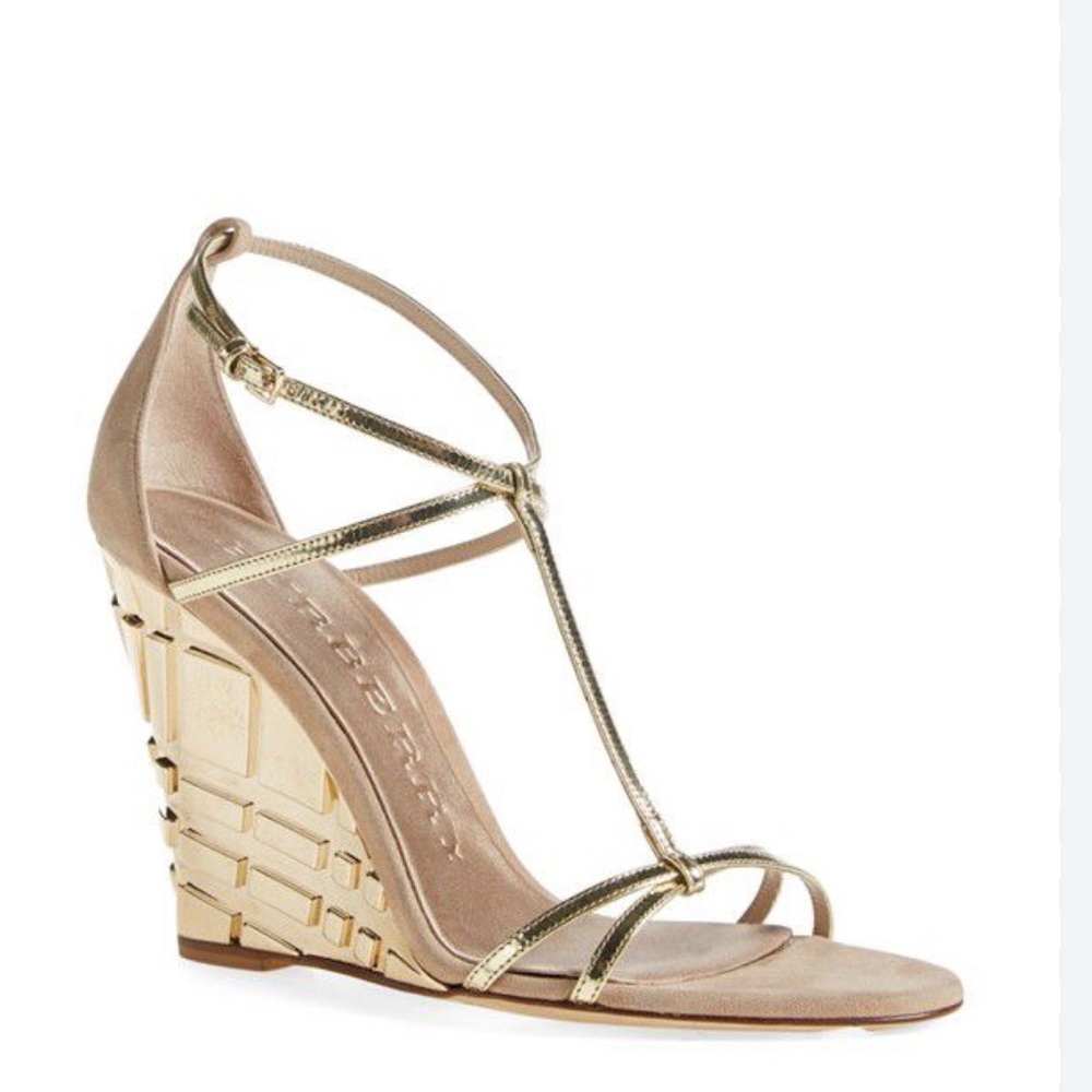 Burberry Hayfield Wedge sandal size 38.5